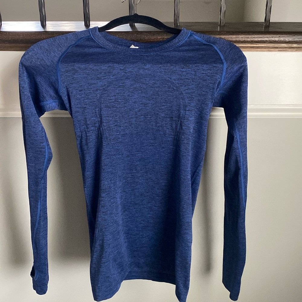 Lululemon navy blue long sleeve top